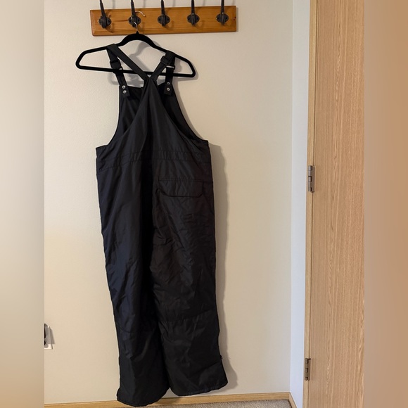 Old Navy snow bibs - Picture 2 of 3